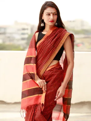 Brick Red Black Handloom Mangalagiri Cotton Saree With Zari Border - S031703851