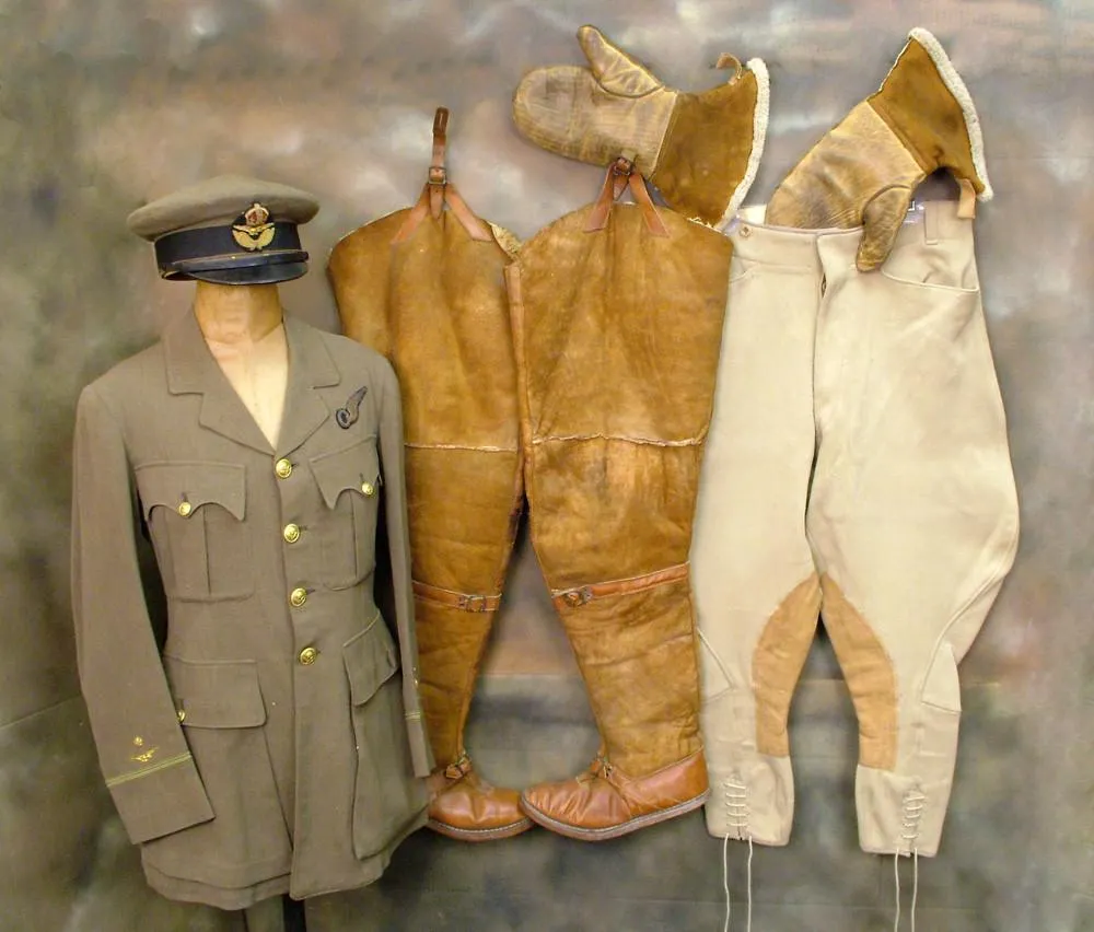 British RFC/RAF Balloon Officer Uniform Set: WWI (One Only-Museum Grade)