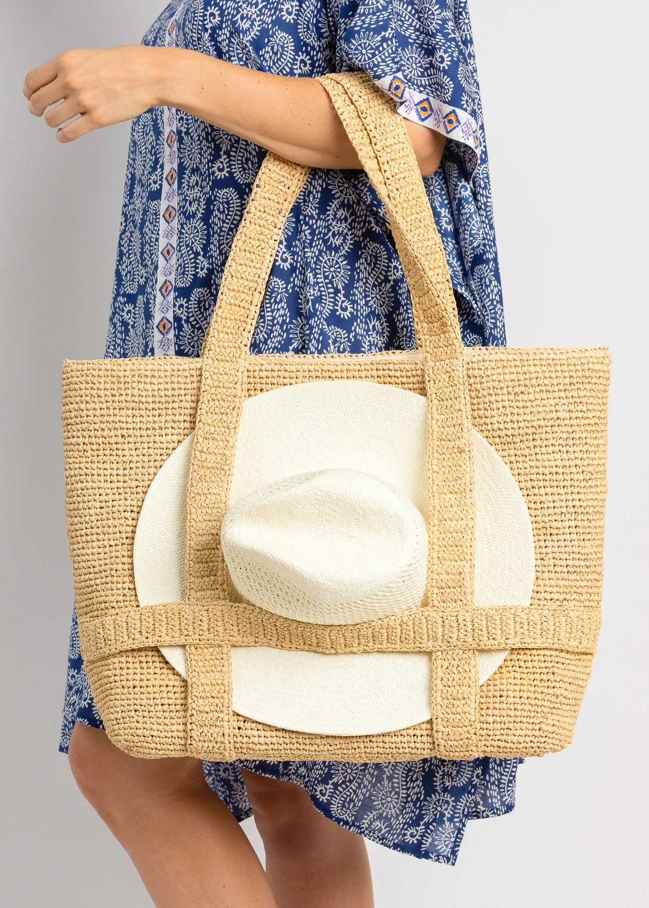 The Original Straw Traveler Bag